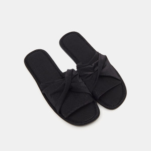 Sinsay - Kapcie - Czarny - damski - 6618K-99X