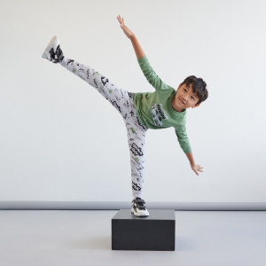 Sinsay - Spodnie dresowe jogger - Jasny szary - chłopiec - 6779M-09M