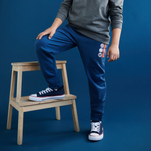 Sinsay - Spodnie dresowe jogger Avengers - Granatowy - chłopiec - 6800M-59X