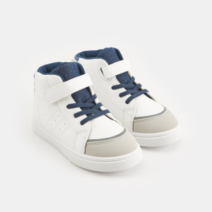 Sinsay - Sneakersy za kostkę - Biały - chłopiec - 7540R-00X
