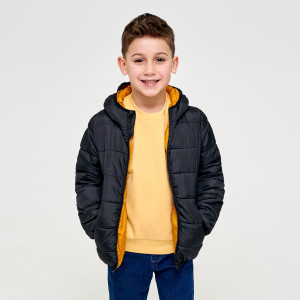 Sinsay - Kurtka pikowana - Czarny - chłopiec - 8425N-99X