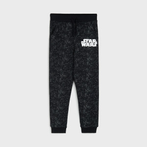 Sinsay - Spodnie dresowe jogger Star Wars - Czarny - chłopiec - 8436Q-99X