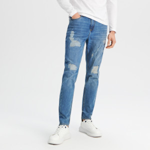 Sinsay - Jeansy Carrot Fit - Niebieski - męski - 8697I-55J