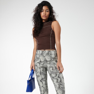 Sinsay - Top ze stójką w prążki - Brązowy - damski - ZA155-89X