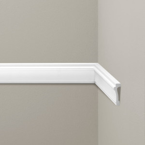 Listwa ścienna Creativa LPC-05 7,4x2,3x244