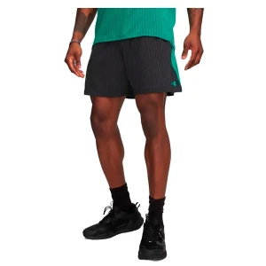 Under Armour Short Tech Vent 7´´ Jacquard Black / Geode Green 2XL