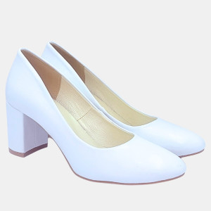 Czółenka białe licowe na klocku 6 cm, skórzana wkładka, buty ślubne