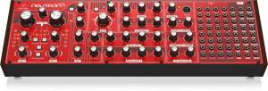 Behringer NEUTRON - analog synthesizer