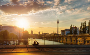 Fototapeta Berlin Berlin Spree near Jannowitz-Bridge Sundown, Berlin moody sky, young berliners, berlin flair, pulse of berlin, friedrichshain