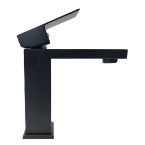 Bateria Umywalkowa QATRO CZARNA