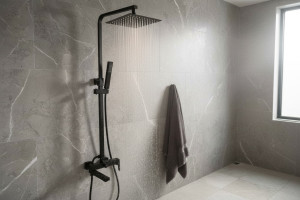 Zestaw wannowo-natryskowy z deszczownicą QATRO Black 1633B STELLMAN