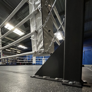 Földhöz rögzíthető boxring