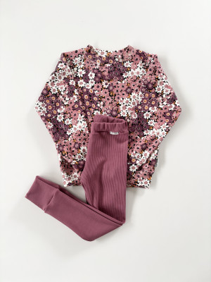 Komplet bluza bawełniana prążkowana w kwiaty i legginsy prążkowane w kolorze malaga dla dziewczynki
