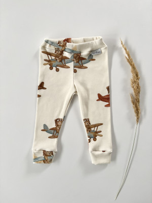 Legginsy bawełniane prążkowane w samoloty dla dzieci