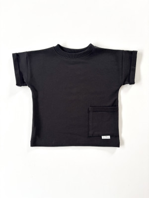 T-shirt z kieszonką czarna