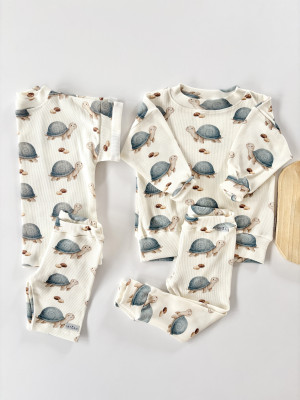 4pak bluza i legginsy turtles + t-shirt i kolarki turtles