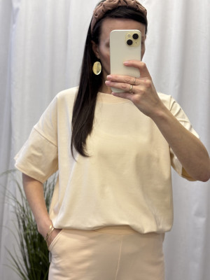 T-shirt damski bawełniany oversize w kolorze pudding