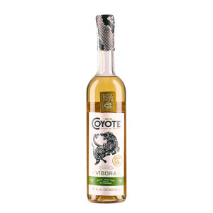 Sotol Coyote Ediciòn Especial con Vibora 45% (1 x 0.7 l)