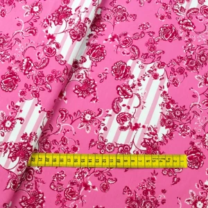 Konsultacje z krawcową - Dzianina bawełniana organiczna wzór kwiaty kolor różowy TextileClub 