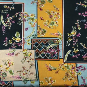 Konsultacje z krawcową - Tkanina wiskoza wzór kwiaty kolor czarny i szary TextileClub 