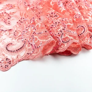 Konsultacje z krawcową - Koronka materiał w kwiaty kolor łososiowy, cekiny TextileClub 