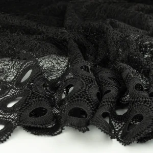 Koronka materiał w kwiaty kolor czarny TextileClub 