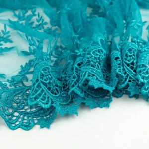 Koronka materiał w kwiaty kolor grynszpan TextileClub 
