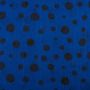 Tkanina szyfon kreszowany wzór grochy kolor czarno niebieski TextileClub 