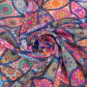 Tkanina szyfon wzór orientalny odcienie różowego TextileClub 