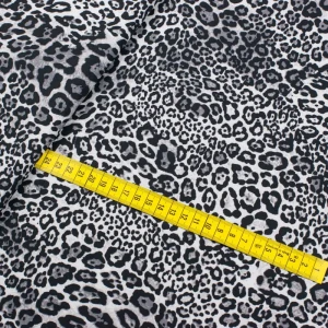 Konsultacje z krawcową - Tkanina silki wzór panterka kolor szary TextileClub 