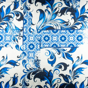 Tkanina Satyna lycra w kwiaty granatowe - TextilHouse