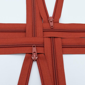 Zamek spiralny rozdzielczy kolor 025 rdzawy 45 cm - TextilHouse