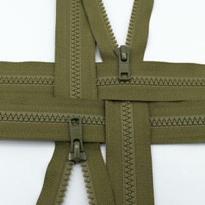 Zamek kostkowy rozdzielczy kolor 011 oliwka 55 cm