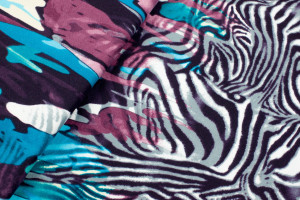 Dzianina swetrowa angora wzór zebra błękitne i różowe łaty