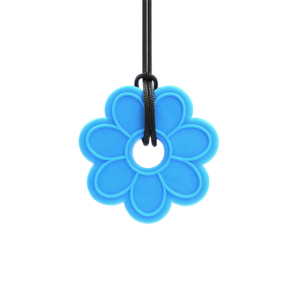 ARK Kauhalskette Blume mittel hellblau