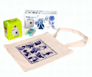 Fujifilm Kit Blossom Instax Mini 12 Clay White / Cámara Instantánea