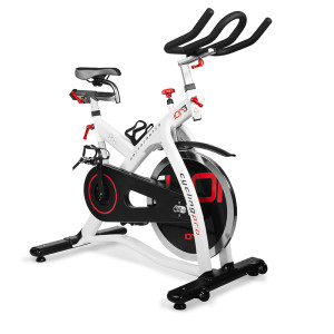 Bicicleta indoor ION.3: Garantiza movimientos suaves, naturales y con gran concentración muscular