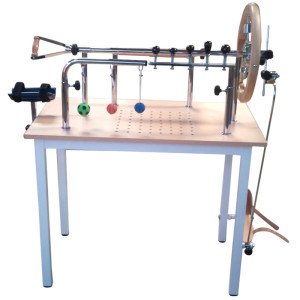 Mesa de manos con pedal para recuperación de extremidades inferiores cromada