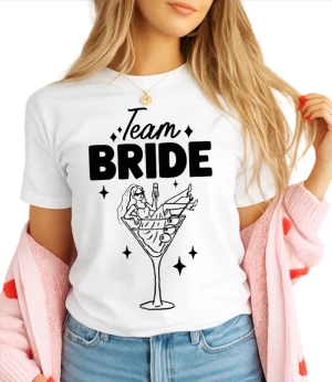 KOSZULKA NA WIECZÓR PANIEŃSKI ''TEAM BRIDE'' KIELISZEK