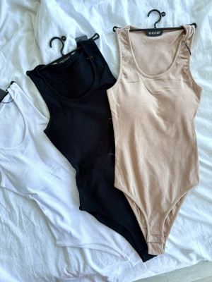 Body z usztywnianą miseczka - beżowy - m/l
