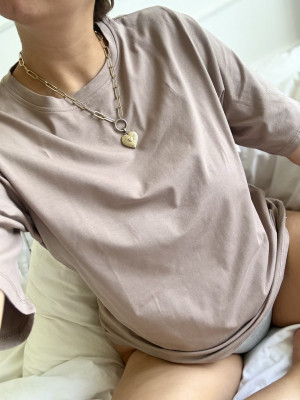 Basicowy cappuccino T-shirt