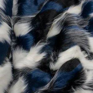 Futro wzór - łaty biało,czarno,chabrowe