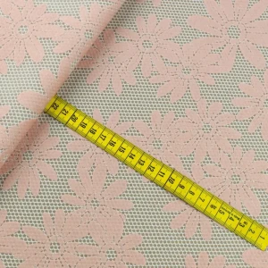 Siatka wzór kwiaty kolor brzoskwiniowy