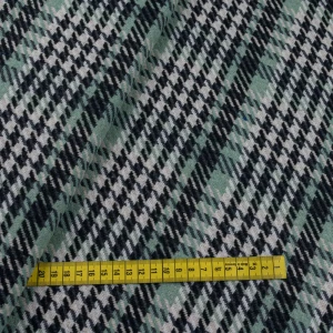 Tkanina płaszczowa wzór pepitka w kolorze miętowym