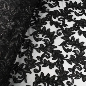 Koronka stabilna kwiaty kolor czarny cekiny