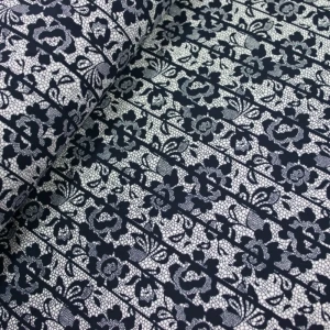 Tkanina Barbie Marschiano wzór granatowe kwiaty na białym tle