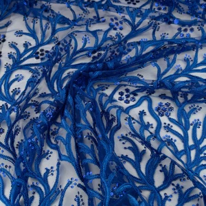 Koronka materiał w kwiaty kolor kobaltowy