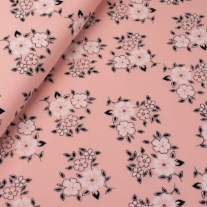 Tkanina Barbie Marschiano wzór kwiaty na brzoskwiniowym tle