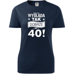 Damska koszulka taliowana - mało kto wygląda tak dobrze po 40
