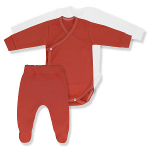 Trzyelementowy komplet niemowlęcy. Białe body + koralowe body + półśpiochy
